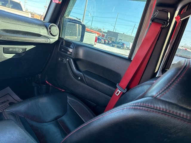 Used 2017 Jeep Wrangler Unlimited Rubicon image 15