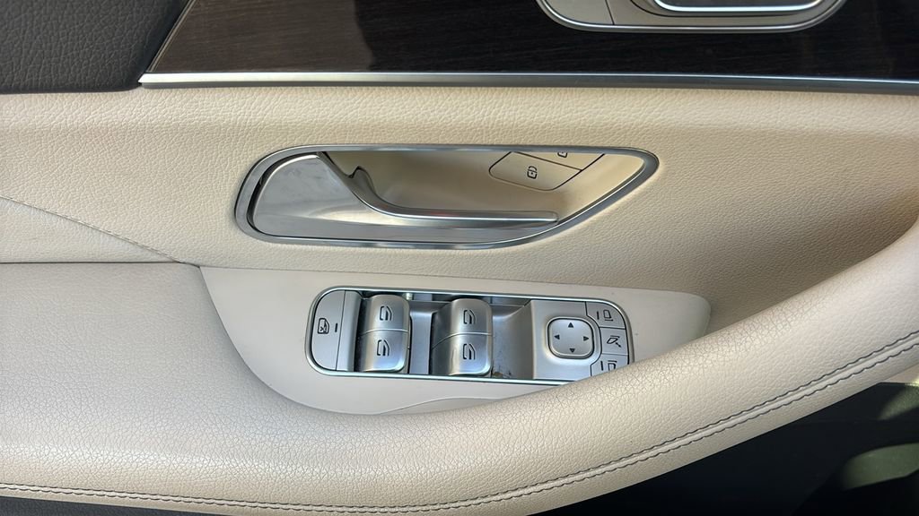 Used 2020 Mercedes-Benz GLE 350 4MATIC image 12