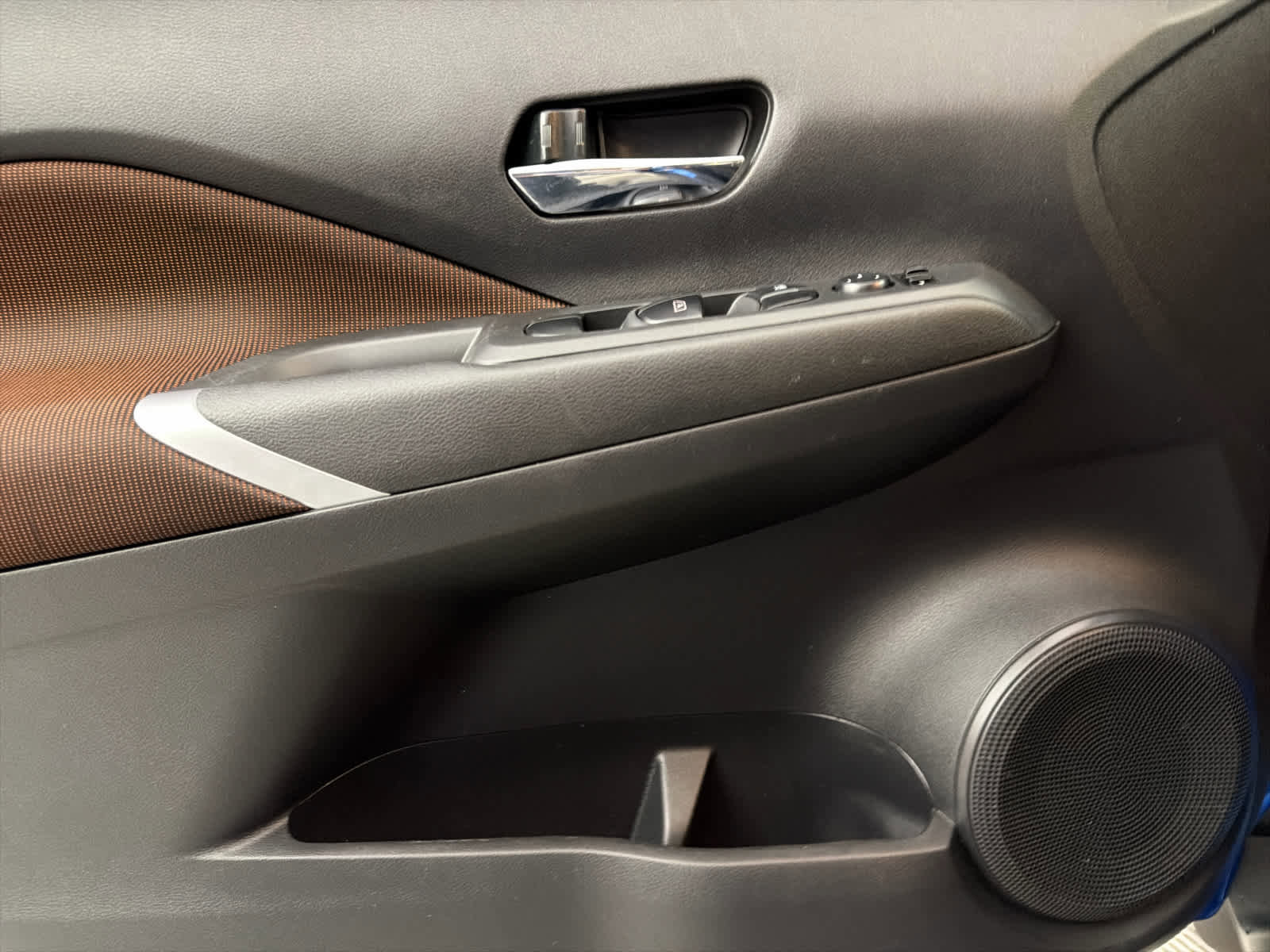 Used 2021 Nissan Kicks SR image 14