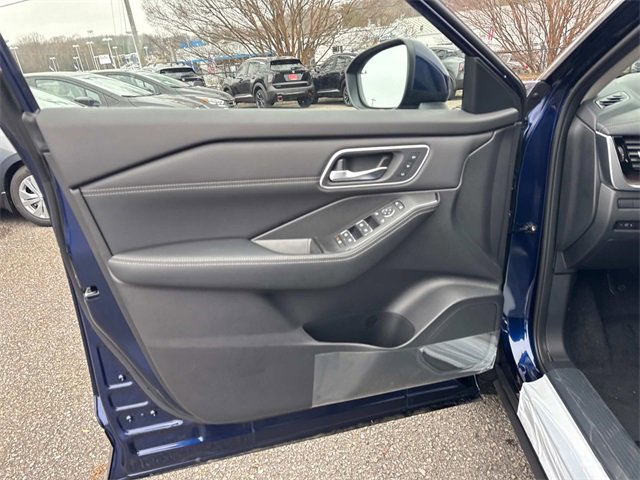 New 2026 Nissan Rogue Platinum w/ Platinum Premium Package image 21