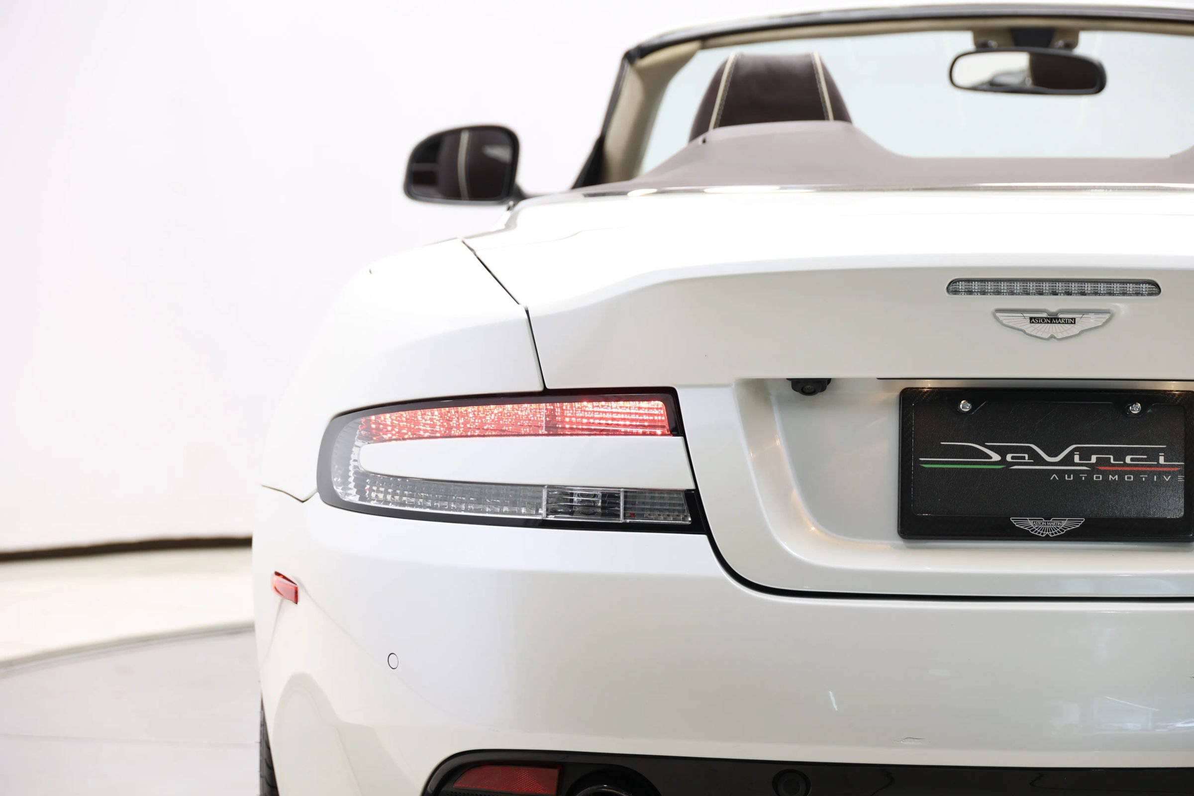 Used 2016 Aston Martin DB9 GT RWD image 52