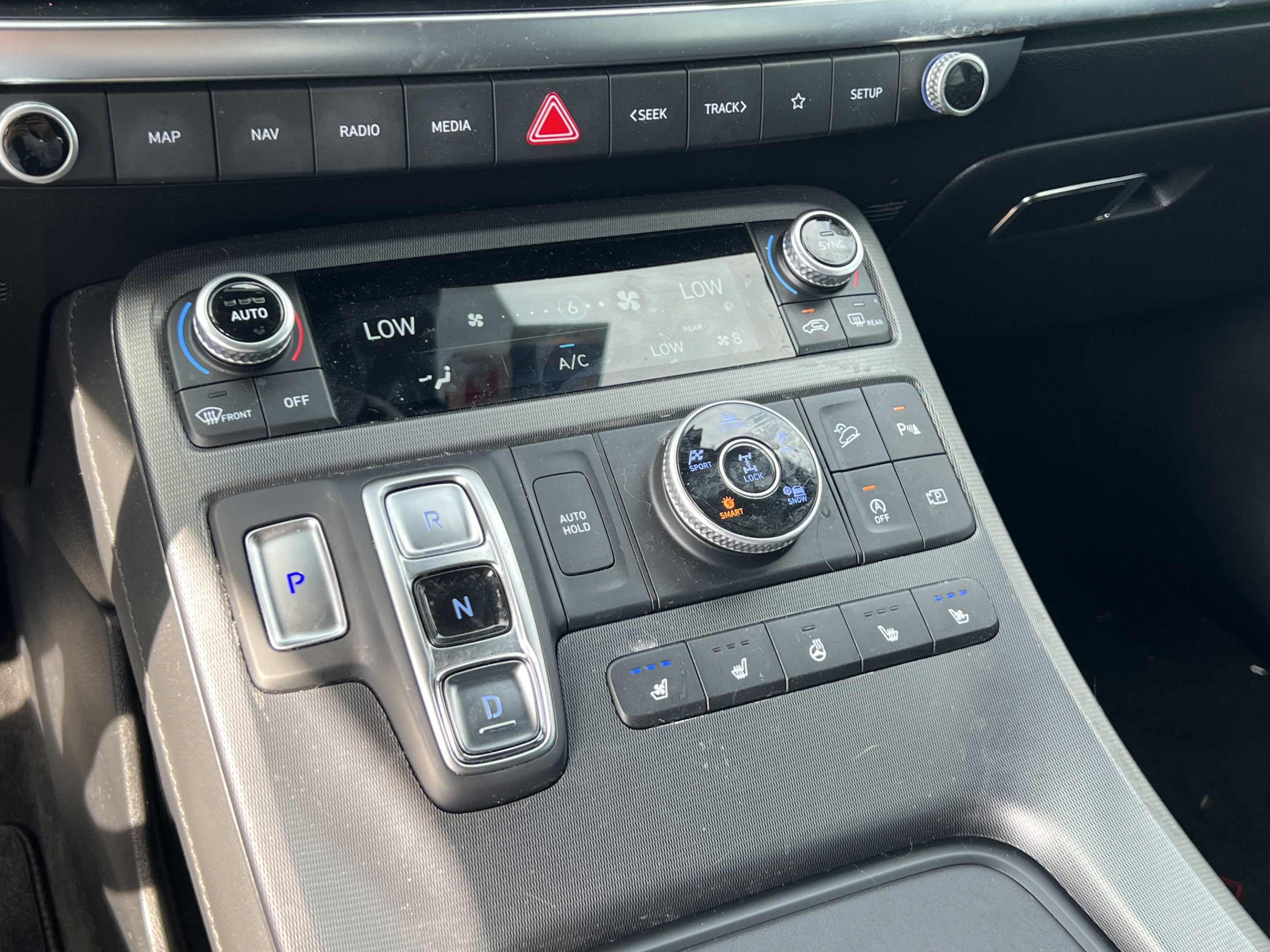 Used 2024 Hyundai Palisade Calligraphy AWD/4WD image 19