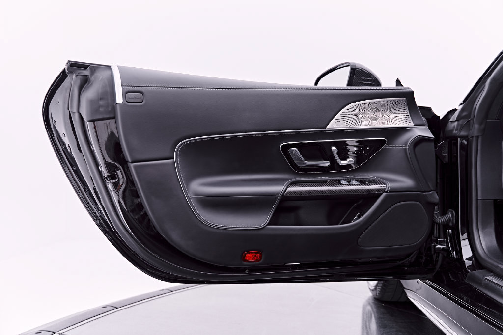 Used 2022 Mercedes-Benz SL 63 AMG 4MATIC image 49