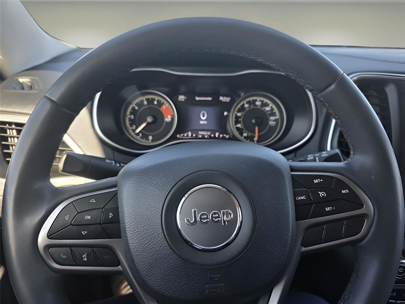 Used 2021 Jeep Cherokee Latitude Lux w/ Sun & Sound Group image 15