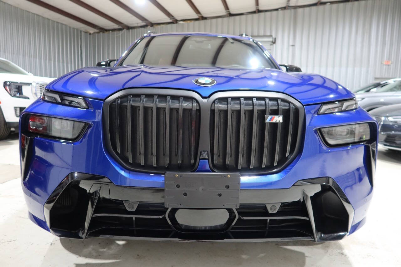 Used 2025 BMW X7 M60i AWD/4WD image 8