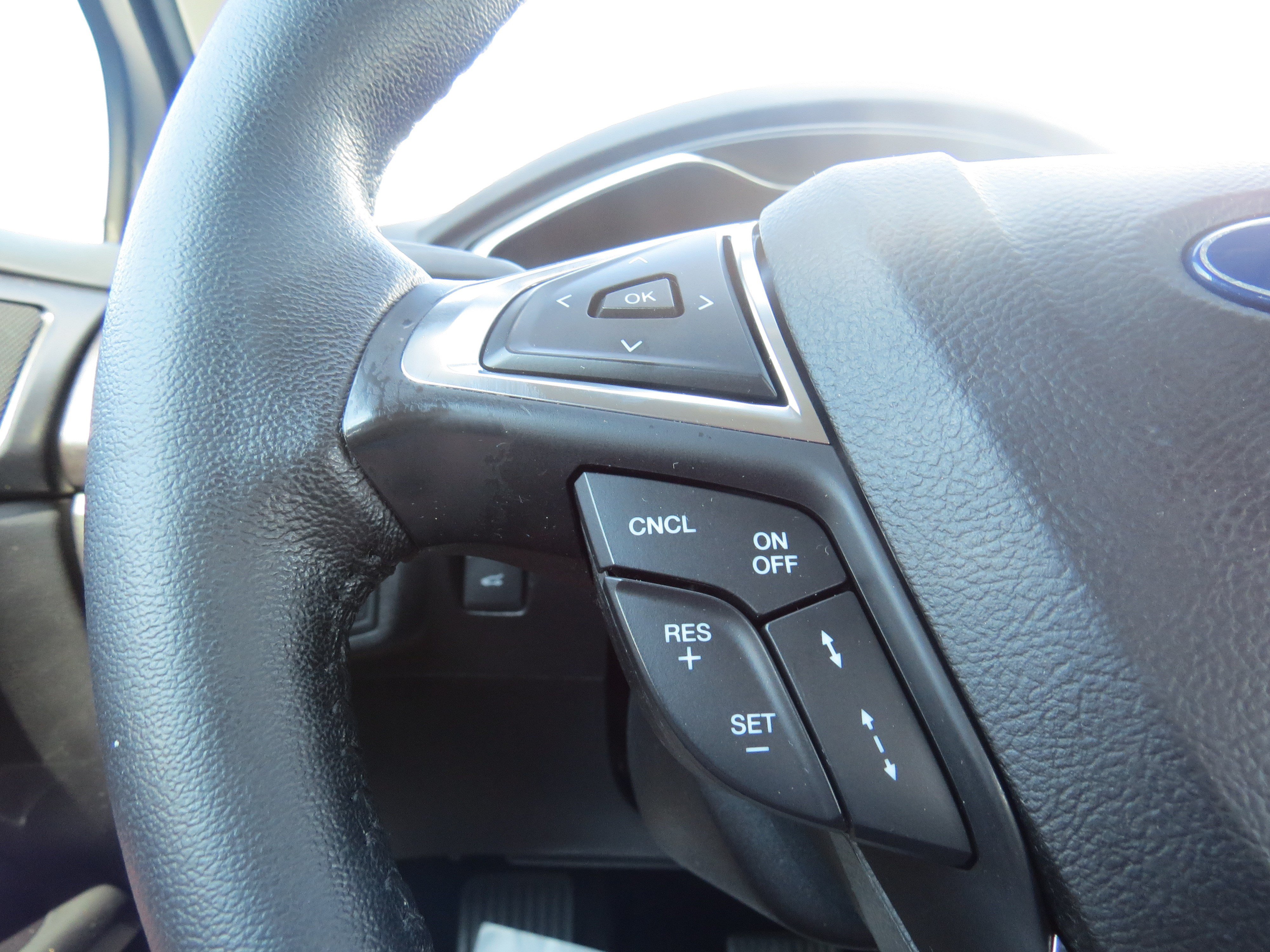 Used 2019 Ford Fusion Energi Titanium FWD image 15