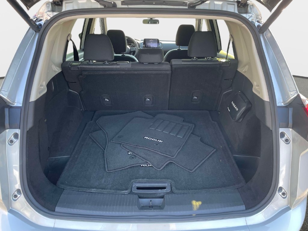 Used 2024 Nissan Rogue SV AWD/4WD image 14