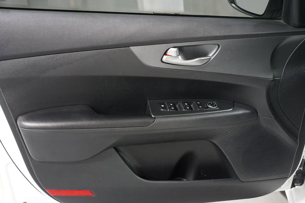 Used 2021 Kia Forte LXS image 26