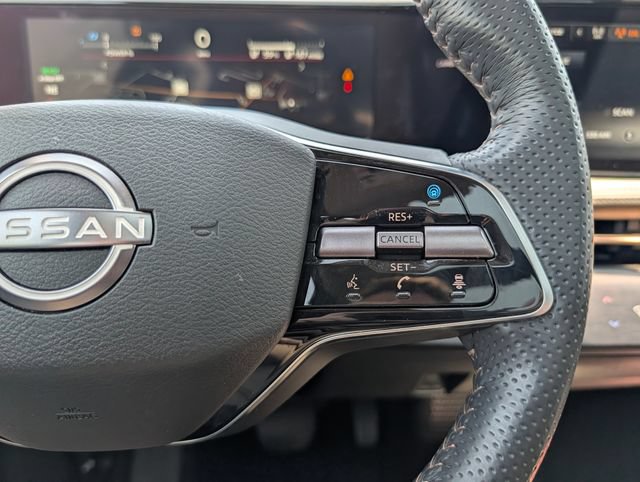 Used 2024 Nissan Ariya AWD image 21