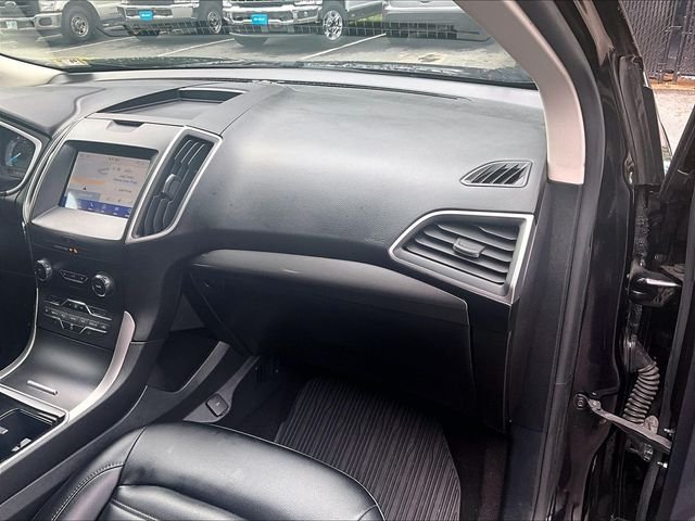 Used 2020 Ford Edge SEL w/ Convenience Package AWD/4WD image 17