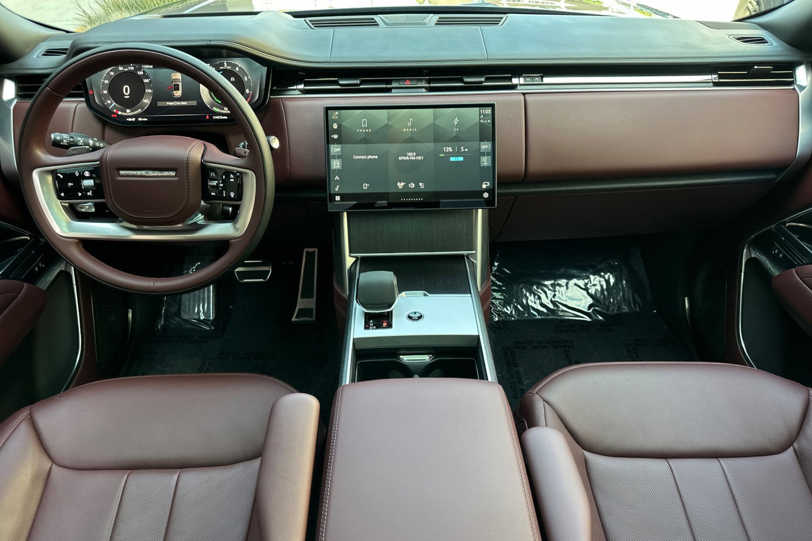 Used 2024 Land Rover Range Rover Autobiography image 14