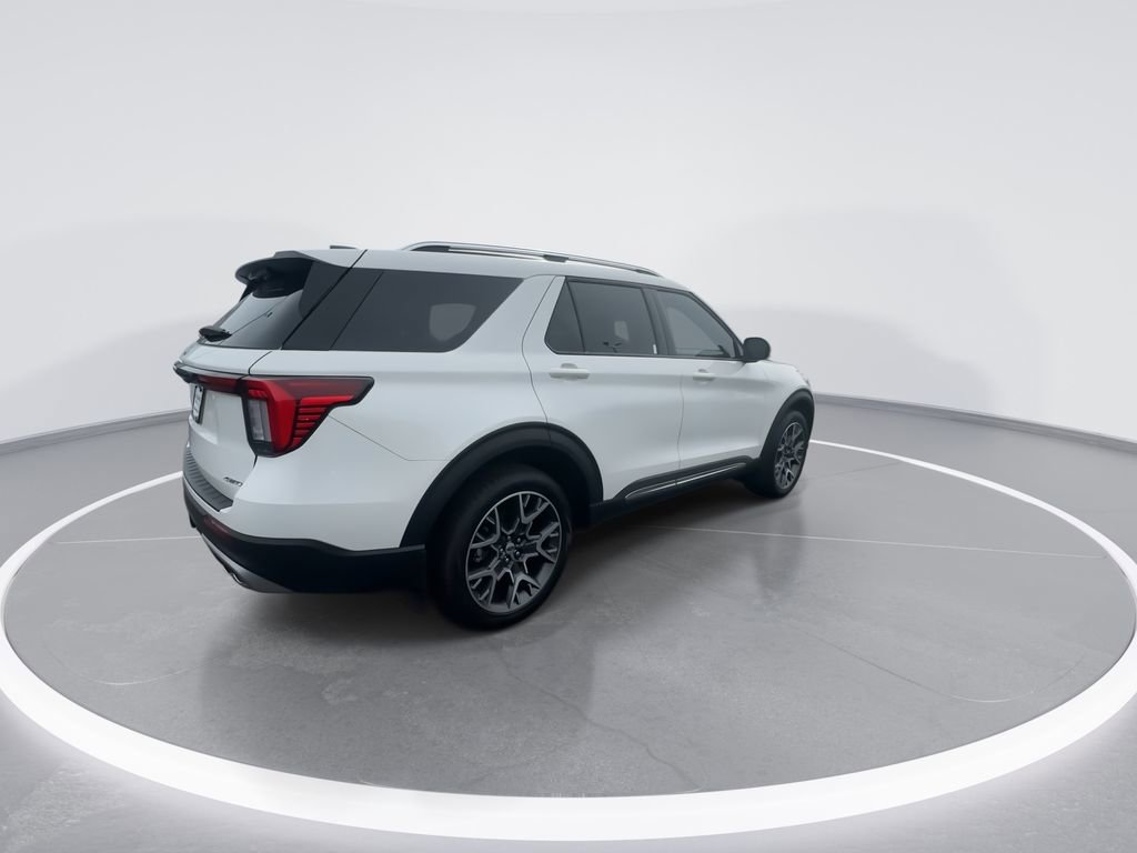 Used 2025 Ford Explorer Platinum w/ Ultimate Package image 8