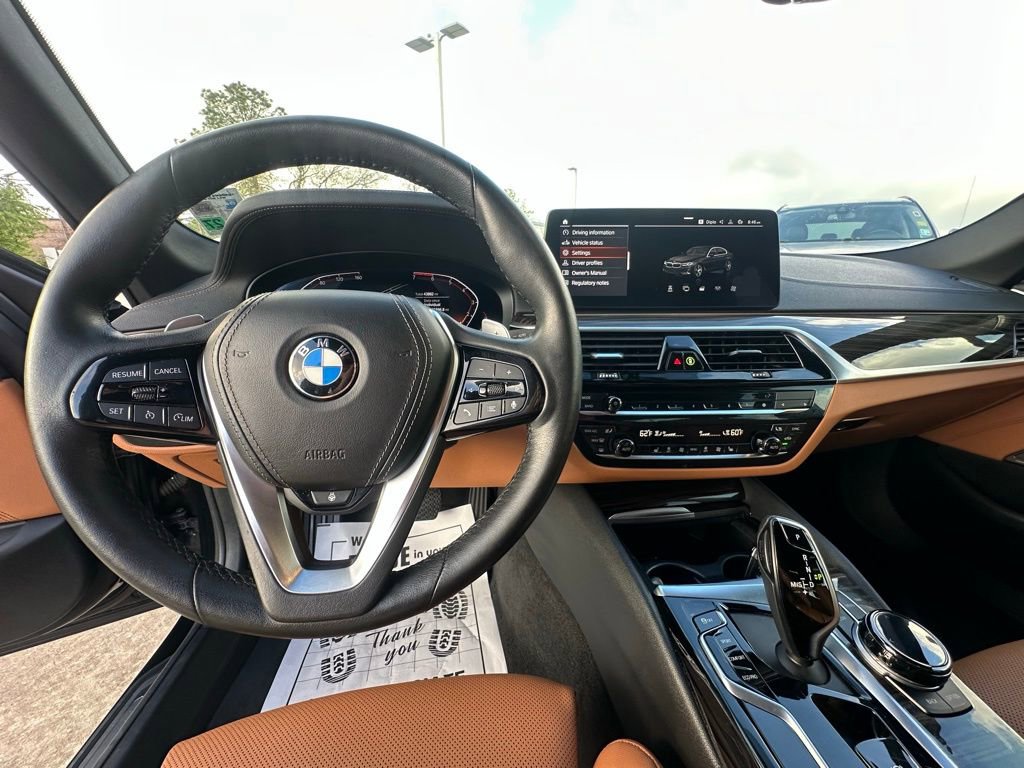 Used 2022 BMW 530i w/ Executive Package image 12