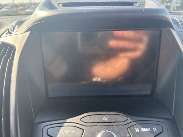 Used 2015 Ford Escape SE w/ SE Chrome Package image 23