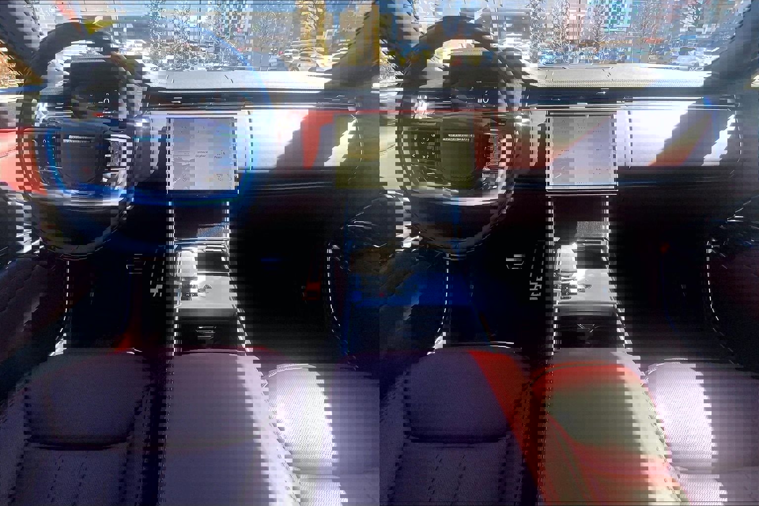 New 2026 Land Rover Range Rover SE image 5