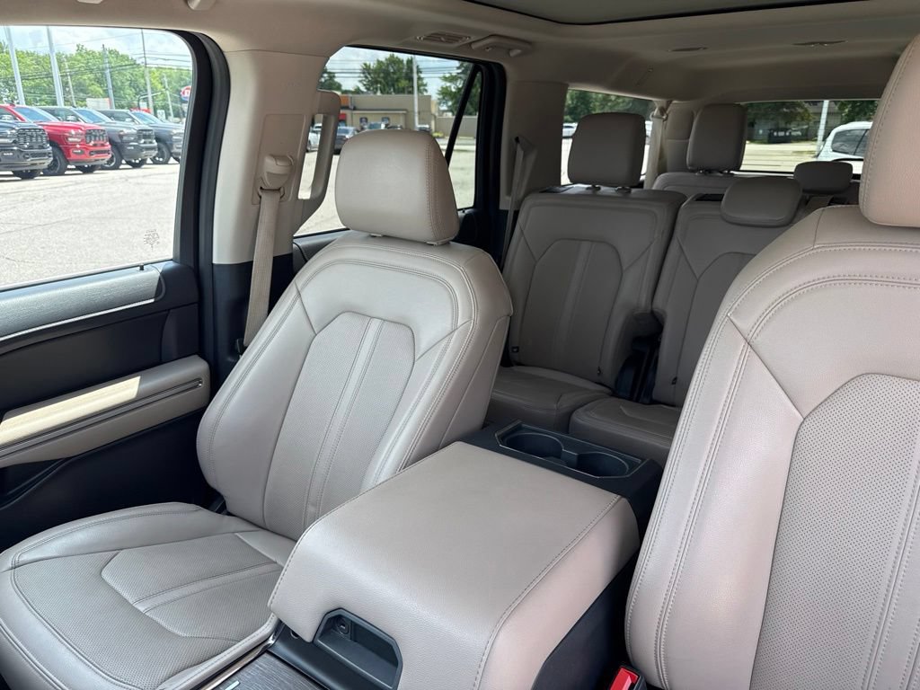 Used 2024 Ford Expedition Max Limited AWD/4WD image 39