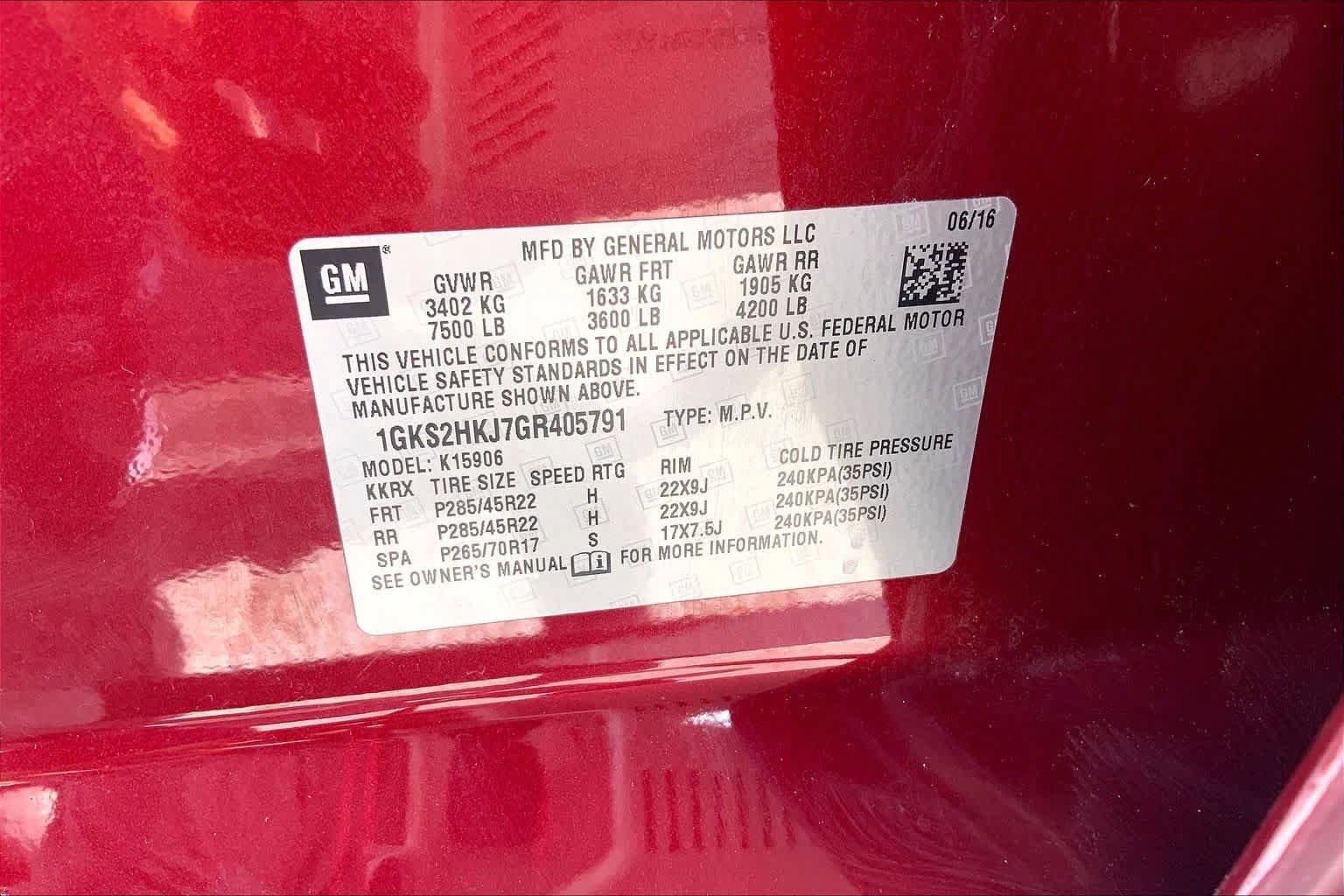 Used 2016 GMC Yukon XL Denali w/ Open Road Package AWD/4WD image 35