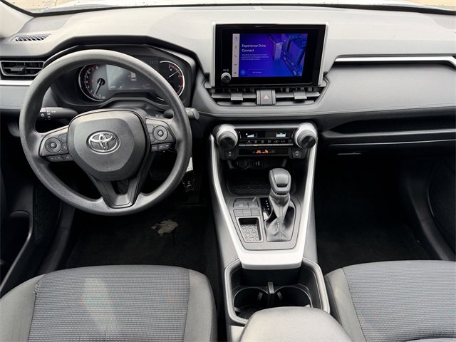 Used 2024 Toyota RAV4 LE image 9