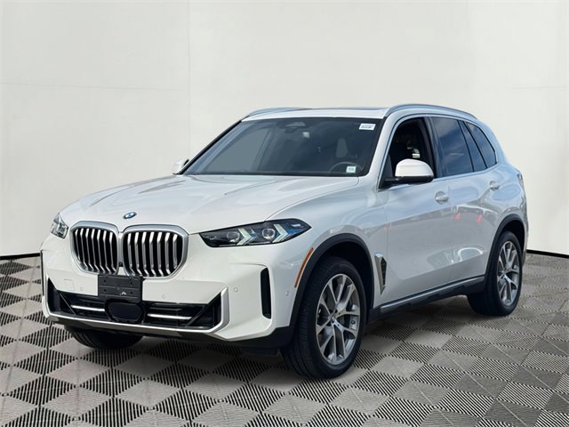 Used 2025 BMW X5 xDrive40i w/ Premium Package image 7
