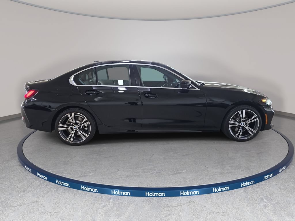 Certified 2024 BMW 330i Sedan w/ Convenience Package RWD image 4