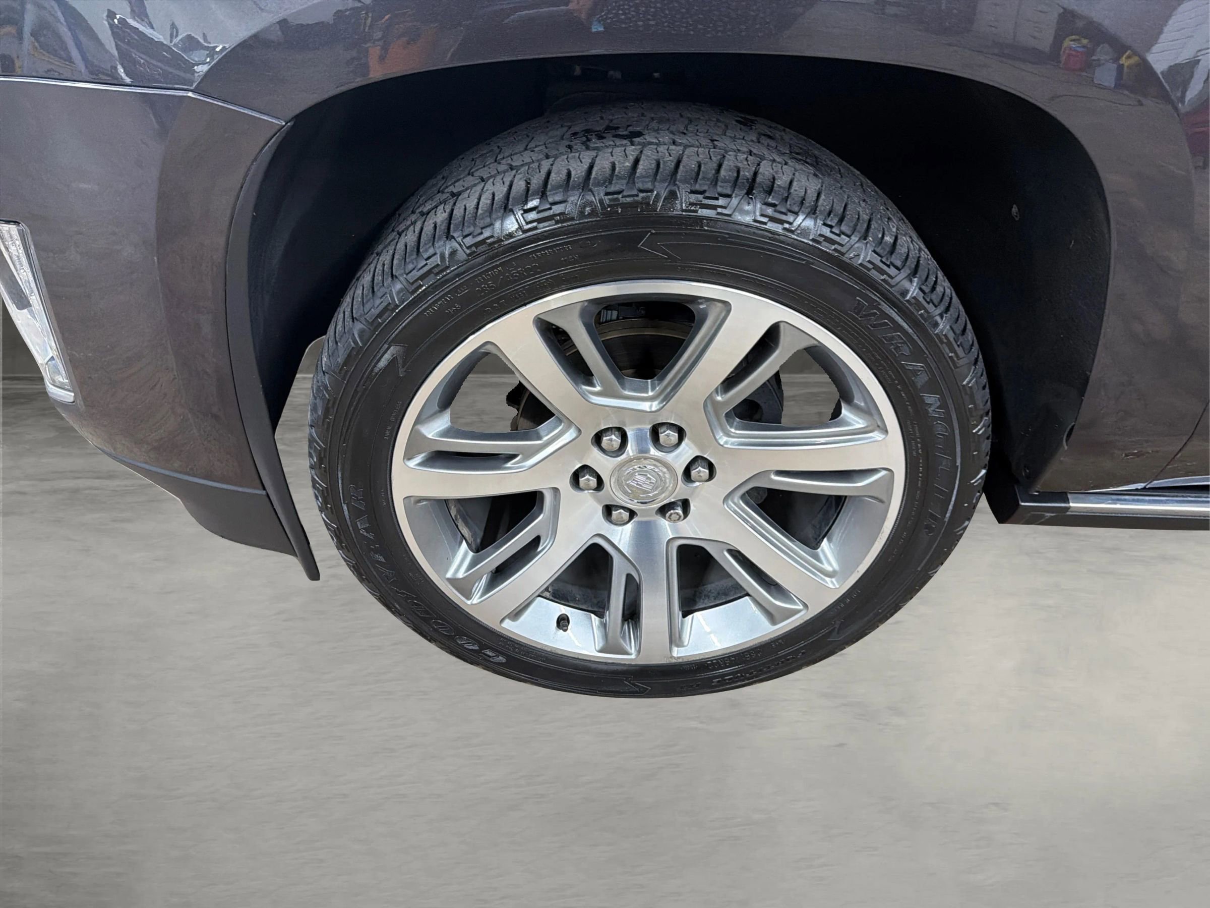 Used 2015 Cadillac Escalade Premium image 15