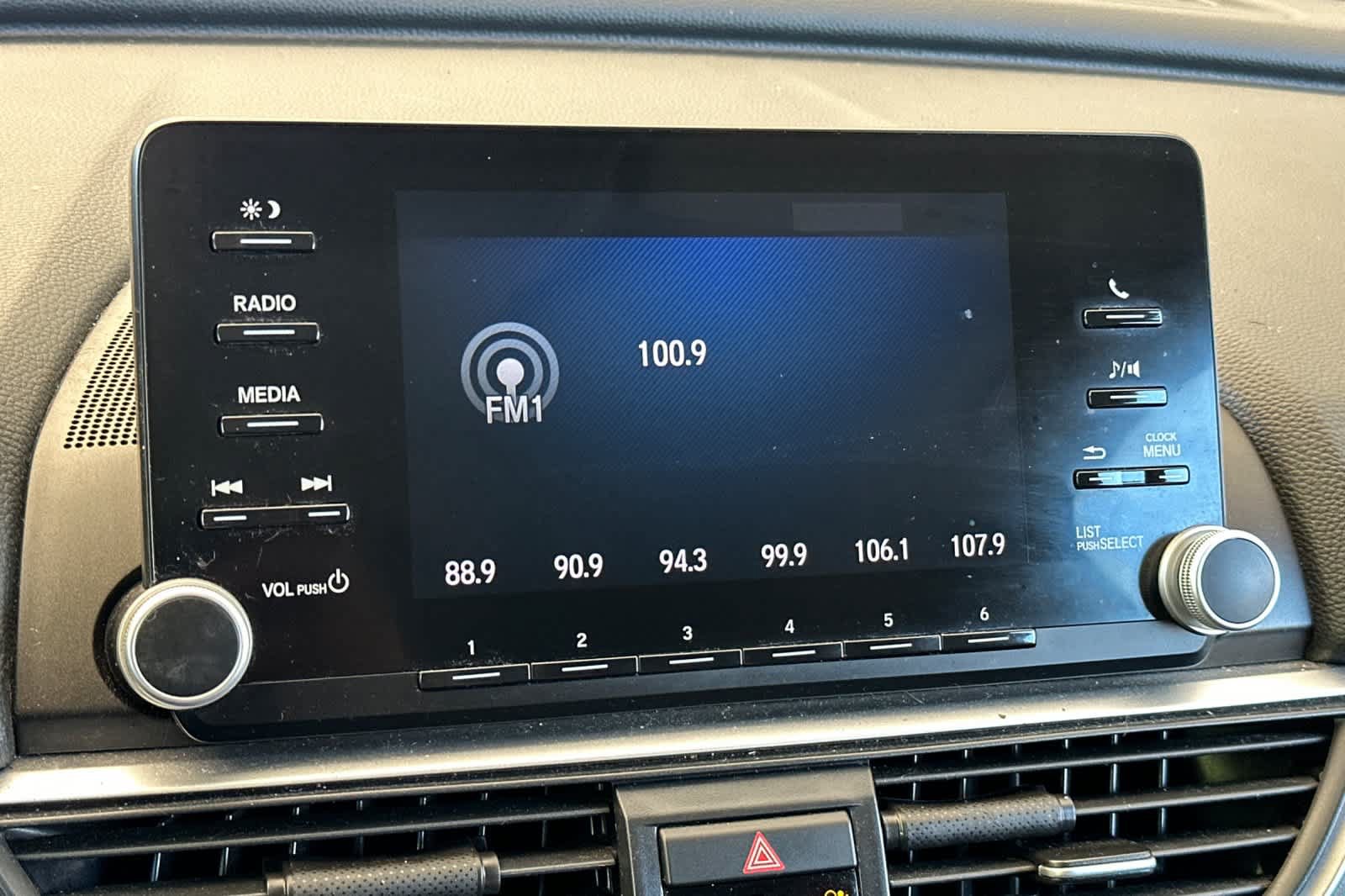Used 2020 Honda Accord LX image 19