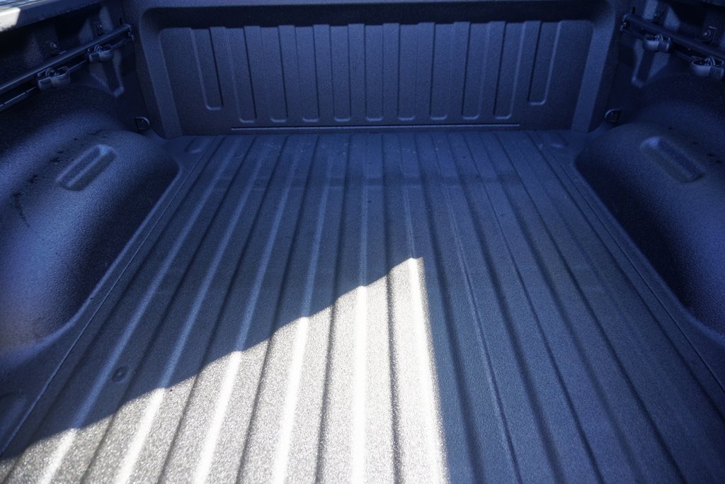 New 2026 RAM 1500 4x4 Crew Cab image 6