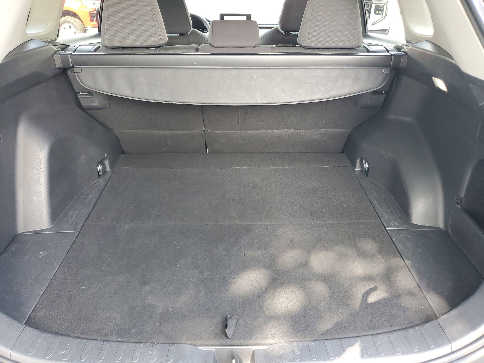 Used 2024 Toyota RAV4 XLE FWD image 8