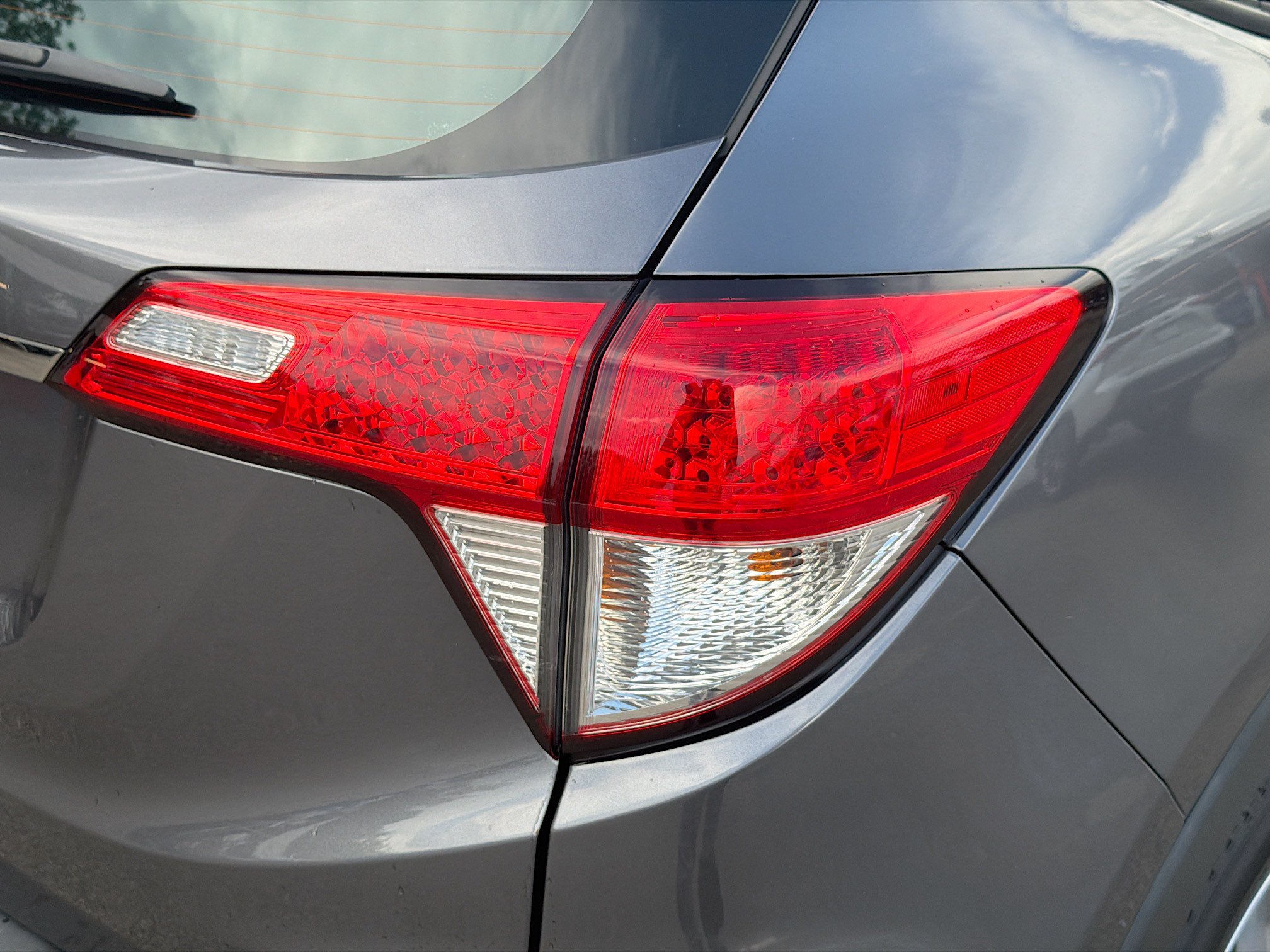 Used 2022 Honda HR-V LX image 24
