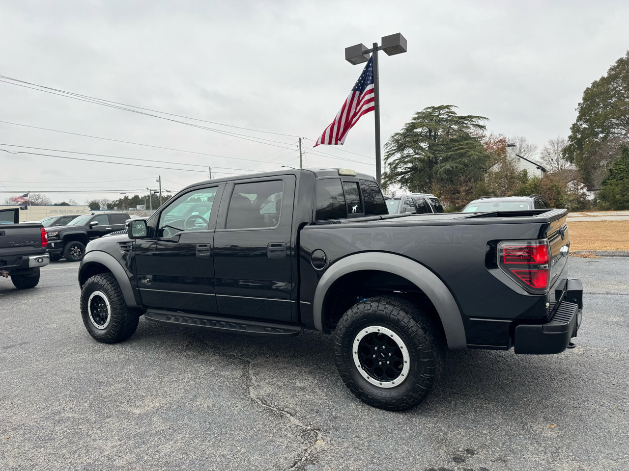 Used 2014 Ford F150 Raptor w/ Equipment Group 801A Luxury image 3
