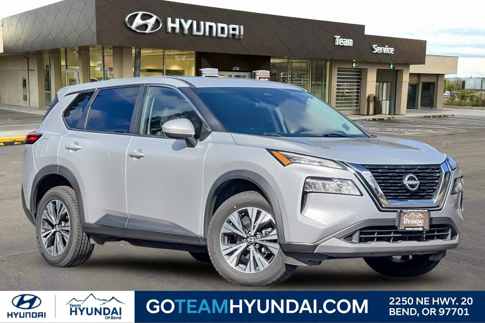 Used 2023 Nissan Rogue SV