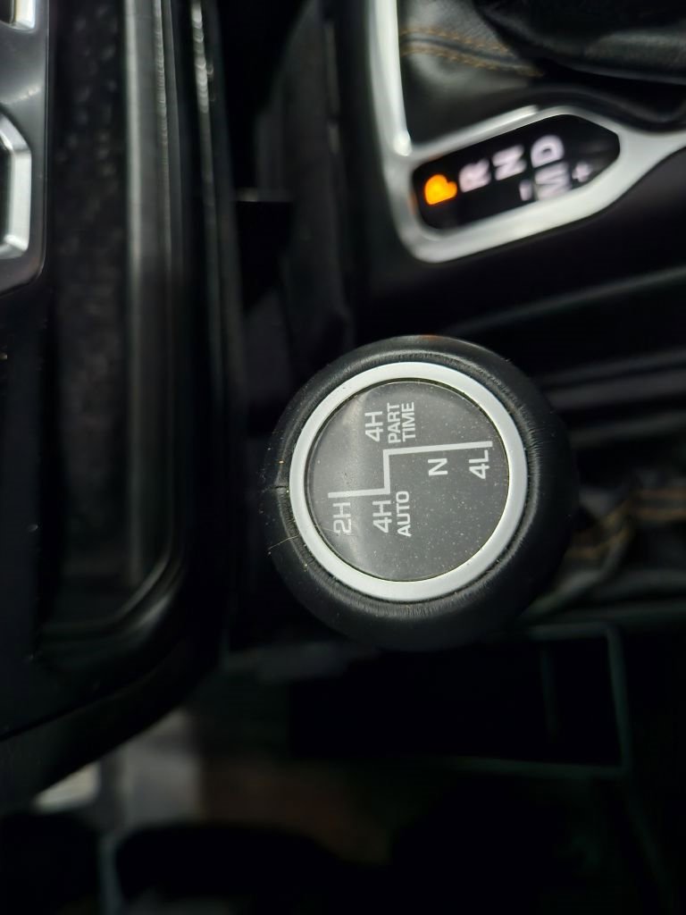 Used 2021 Jeep Gladiator Overland image 25