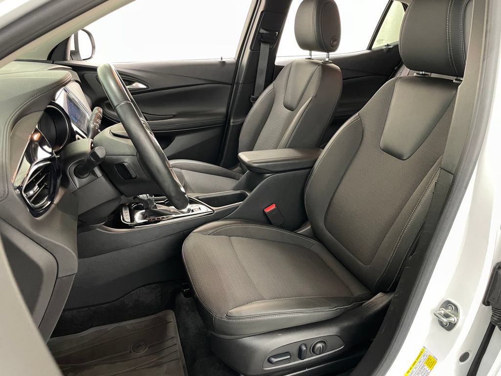Certified 2023 Buick Encore GX Preferred w/ Cold Weather Comfort Package AWD/4WD image 21