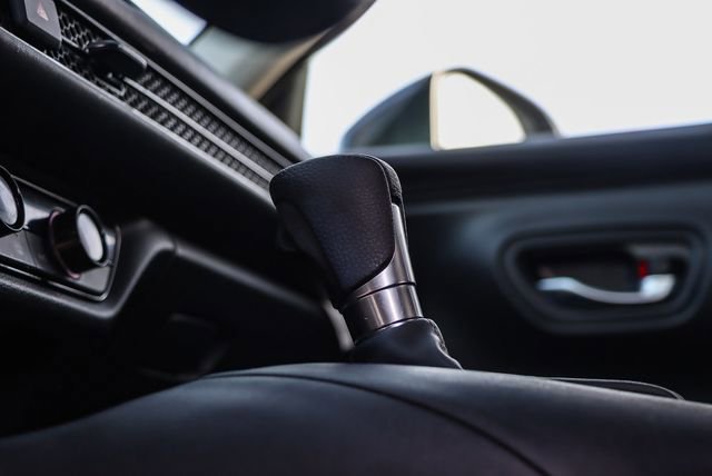 Used 2023 Honda HR-V LX image 24