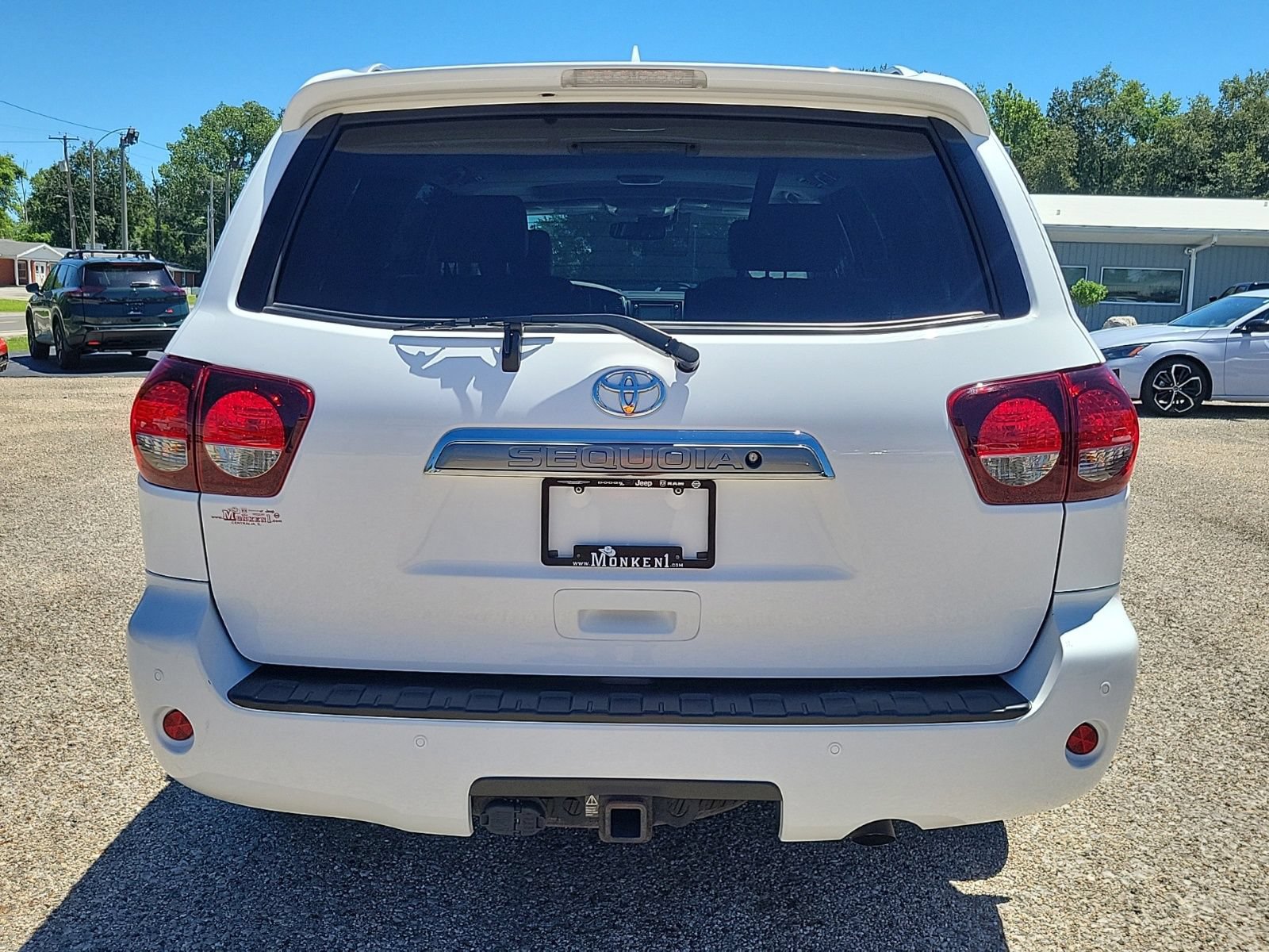 Used 2018 Toyota Sequoia Limited w/ Safety & Convenience Package AWD/4WD image 8