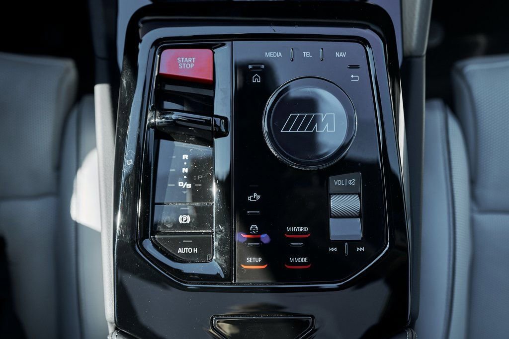 Used 2025 BMW M5 Touring image 67