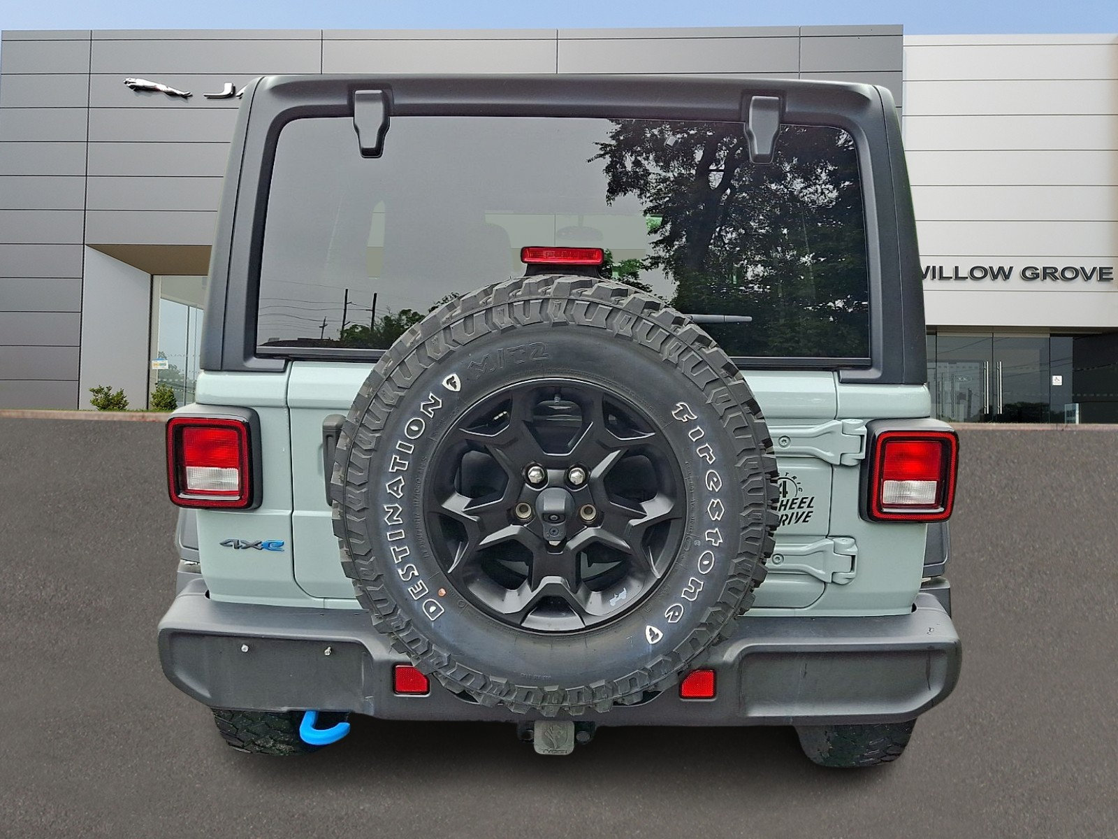 Used 2023 Jeep Wrangler Unlimited w/ Cold Weather Group AWD/4WD image 7