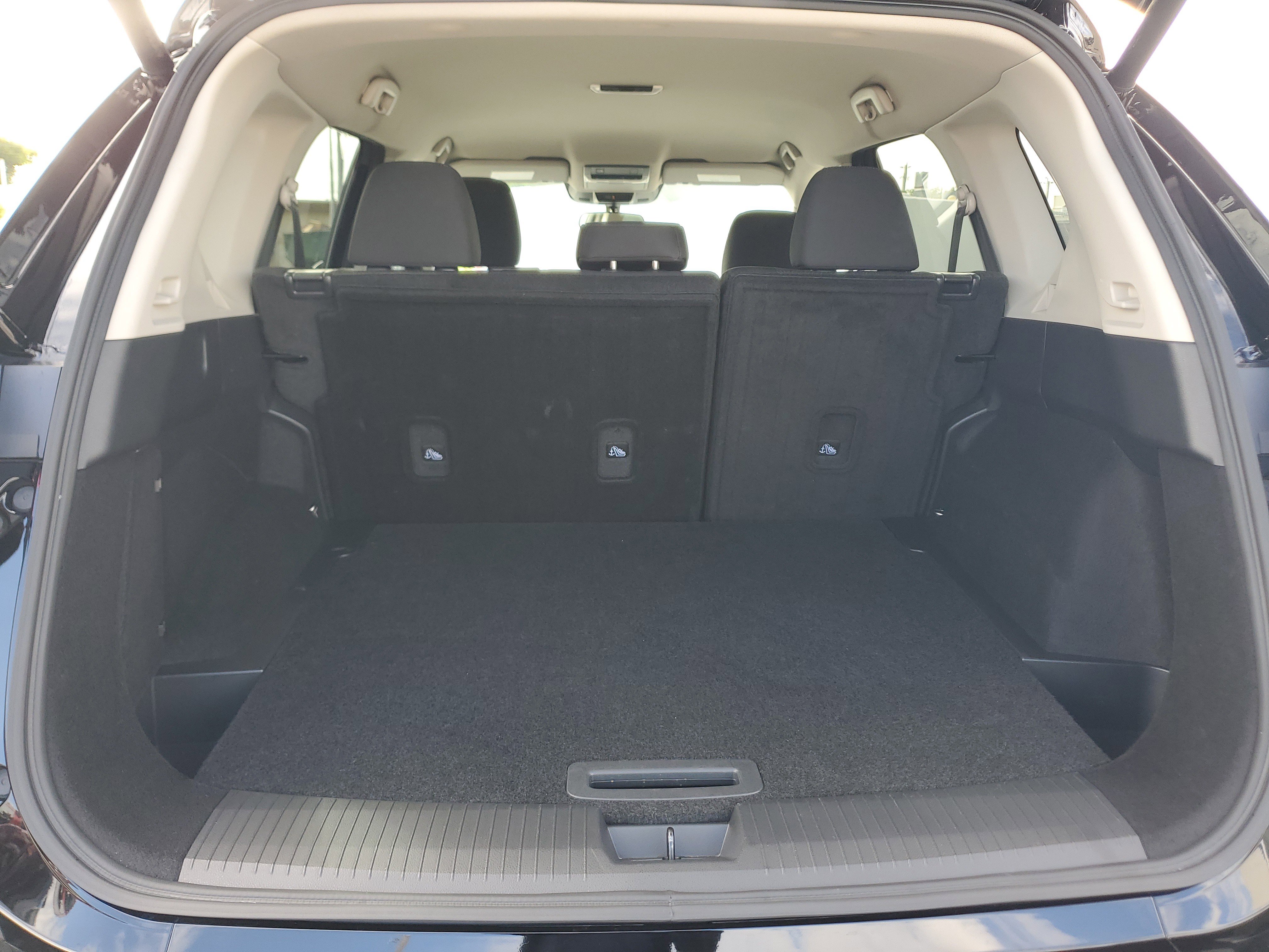 Certified 2024 Nissan Rogue SV image 15