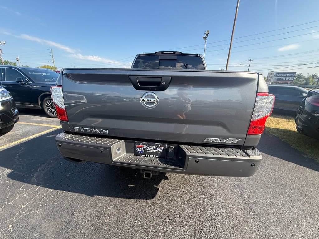 Used 2019 Nissan Titan PRO-4X w/ Pro-4x Convenience Package AWD/4WD image 4