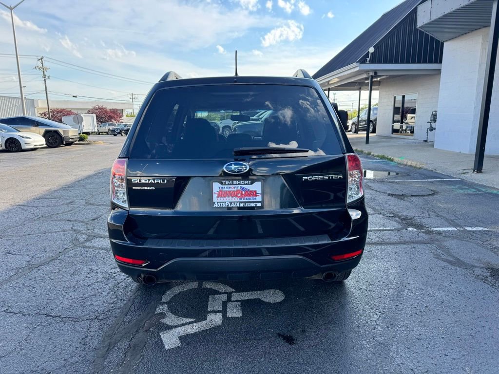 Used 2011 Subaru Forester 2.5X Limited AWD/4WD image 4