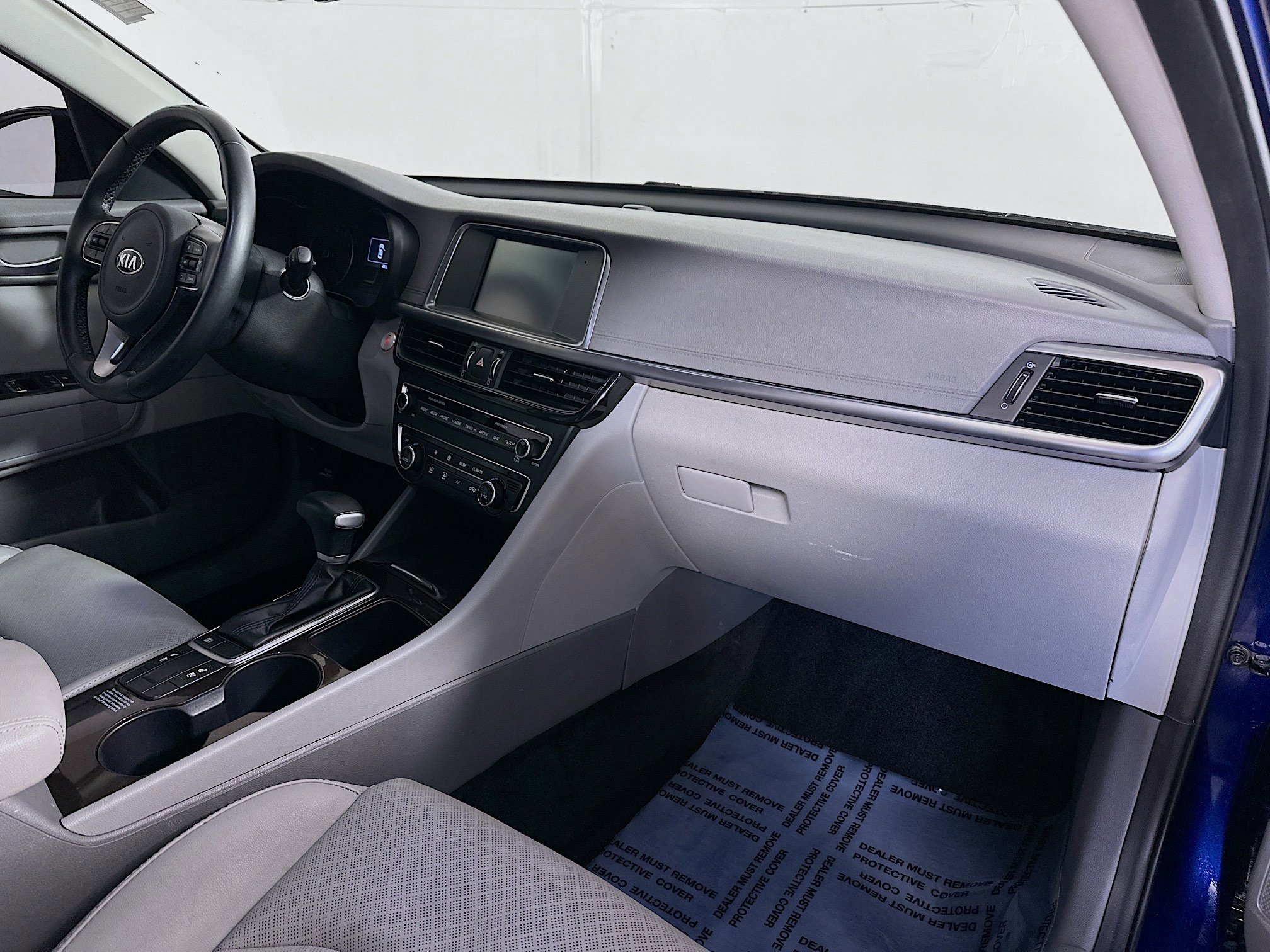 Used 2018 Kia Optima EX w/ Premium Package FWD image 28