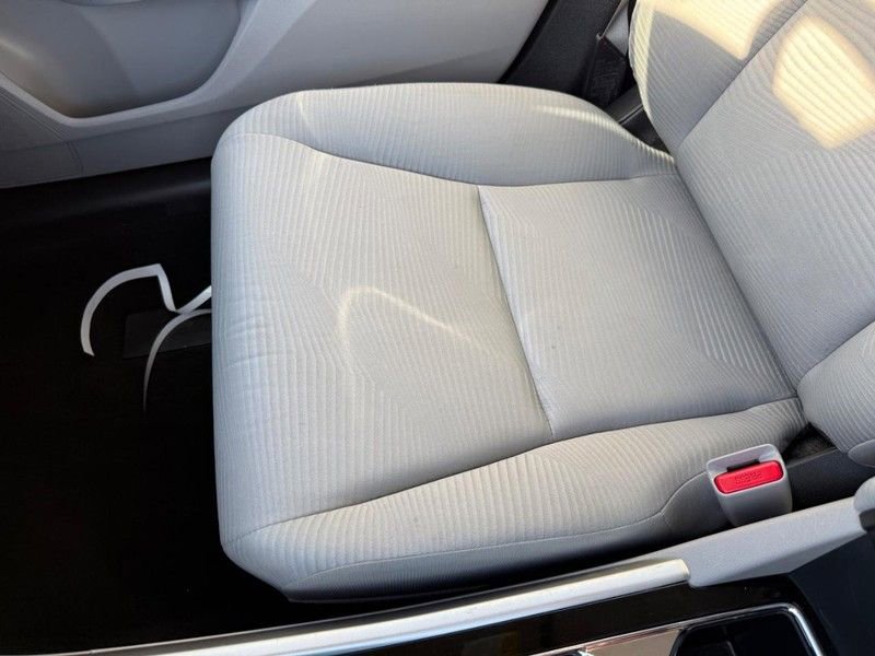 Used 2017 Honda Accord LX image 27