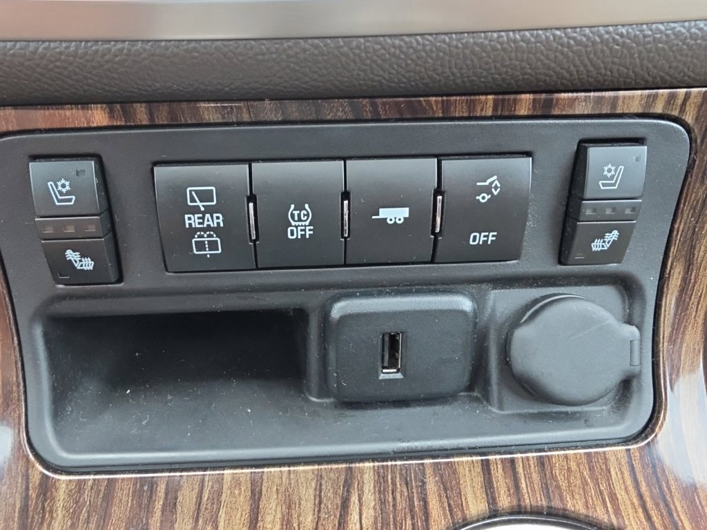 Used 2016 GMC Acadia Denali AWD/4WD image 20