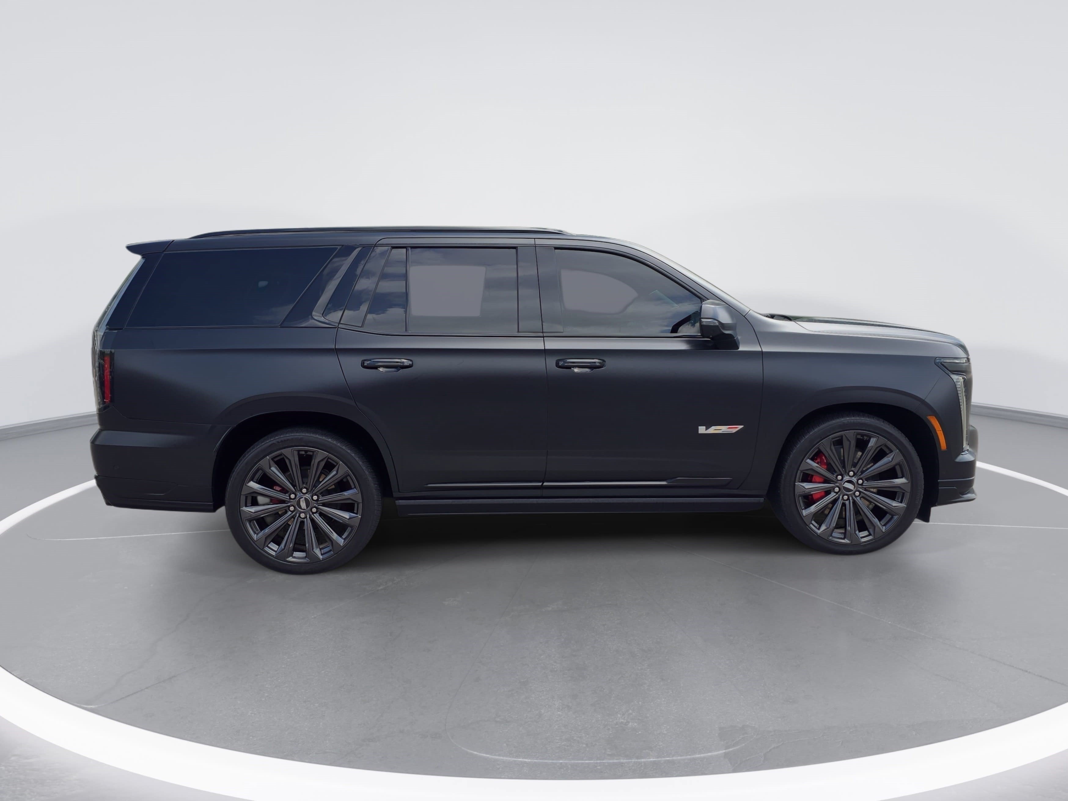 Certified 2025 Cadillac Escalade V AWD/4WD image 2