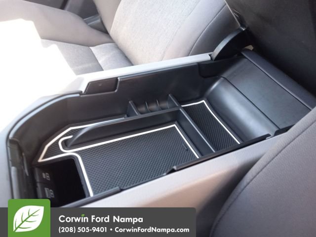 Used 2022 Toyota Camry LE w/ Cold Weather Package AWD/4WD image 19