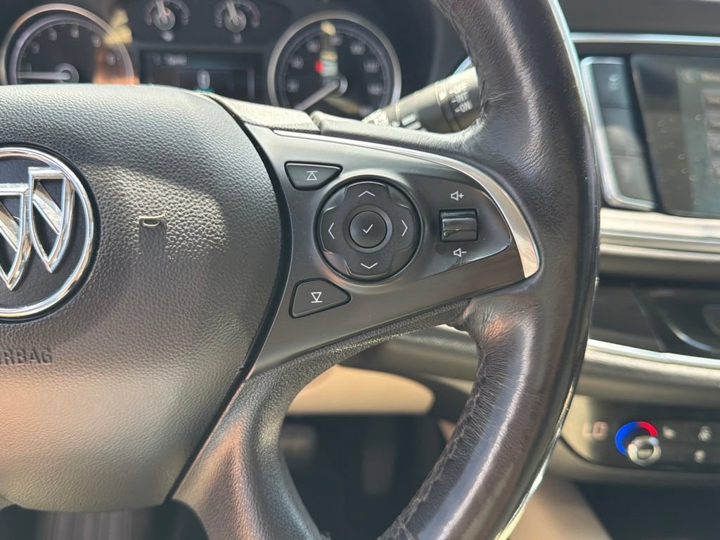 Used 2019 Buick Enclave Essence FWD image 49
