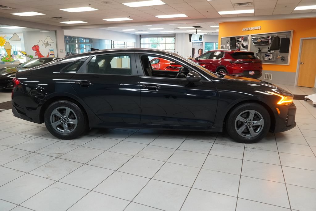 Used 2021 Kia K5 LX FWD image 12