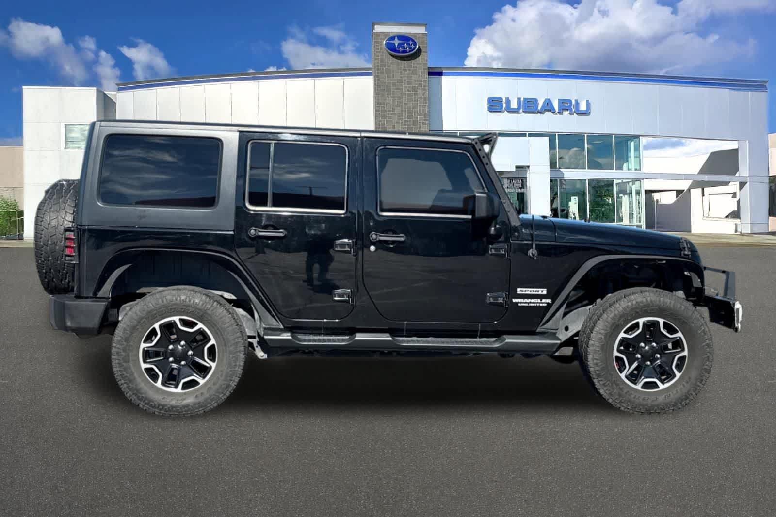 Used 2013 Jeep Wrangler Unlimited Sport AWD/4WD image 6