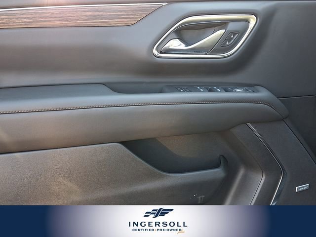 Used 2024 Chevrolet Suburban High Country image 17