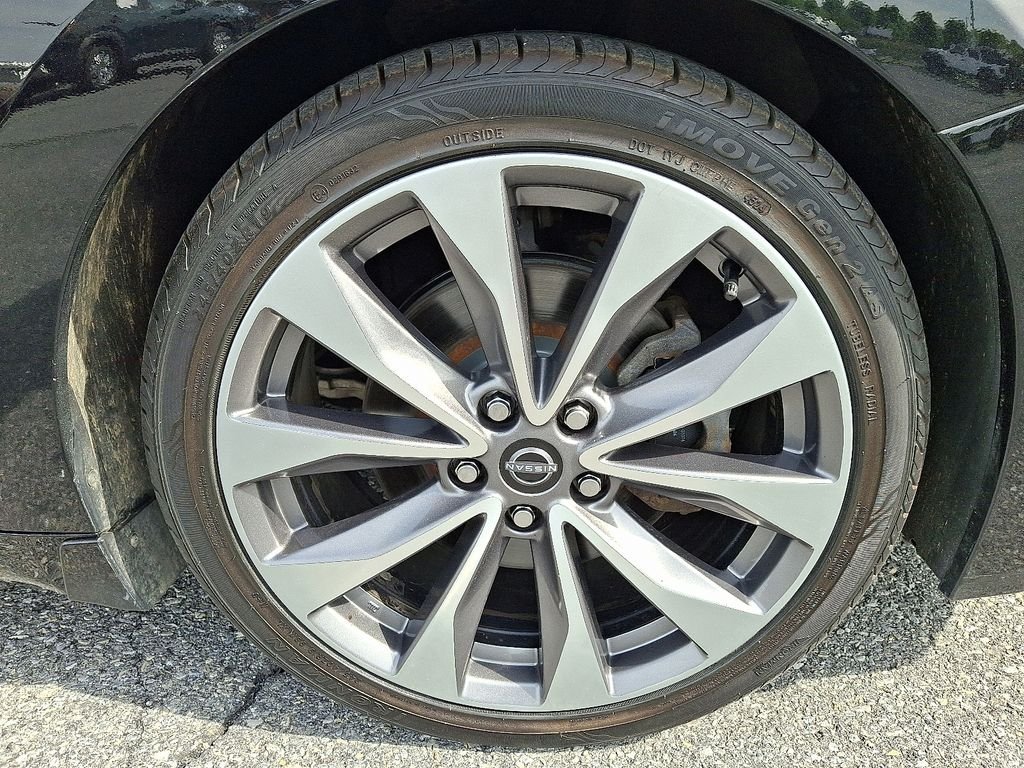 Used 2023 Nissan Maxima Platinum FWD image 9